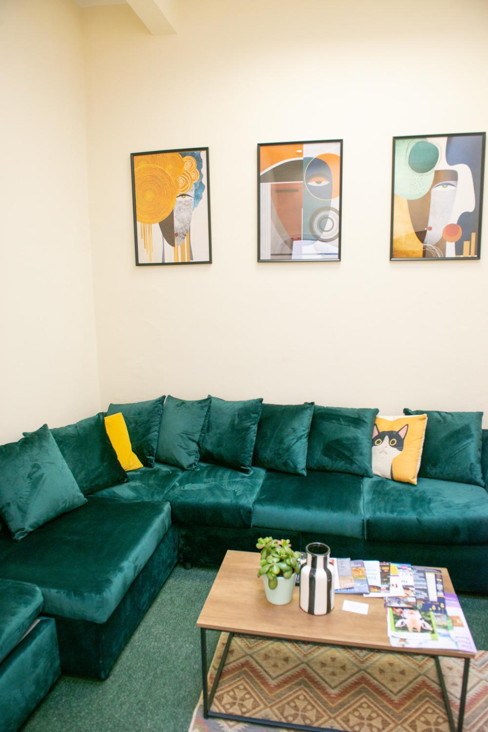 בלפסט Botanic Avenue Hostel Less Than A Mile From The City Centre מראה חיצוני תמונה