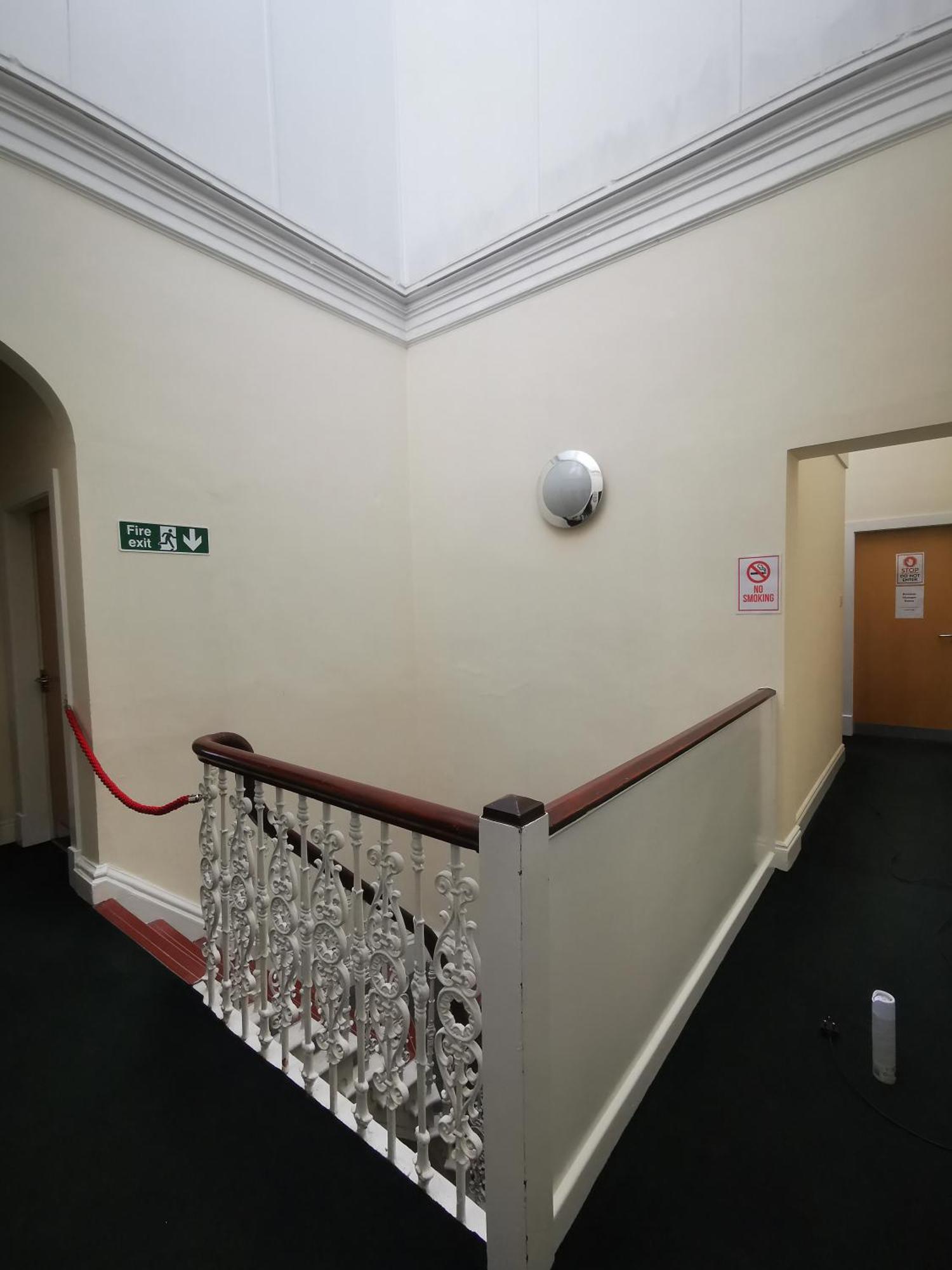 בלפסט Botanic Avenue Hostel Less Than A Mile From The City Centre מראה חיצוני תמונה